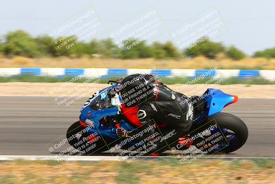 media/Apr-30-2023-CRA (Sun) [[020fcf5d43]]/Race 11-600 Expert Superbike/